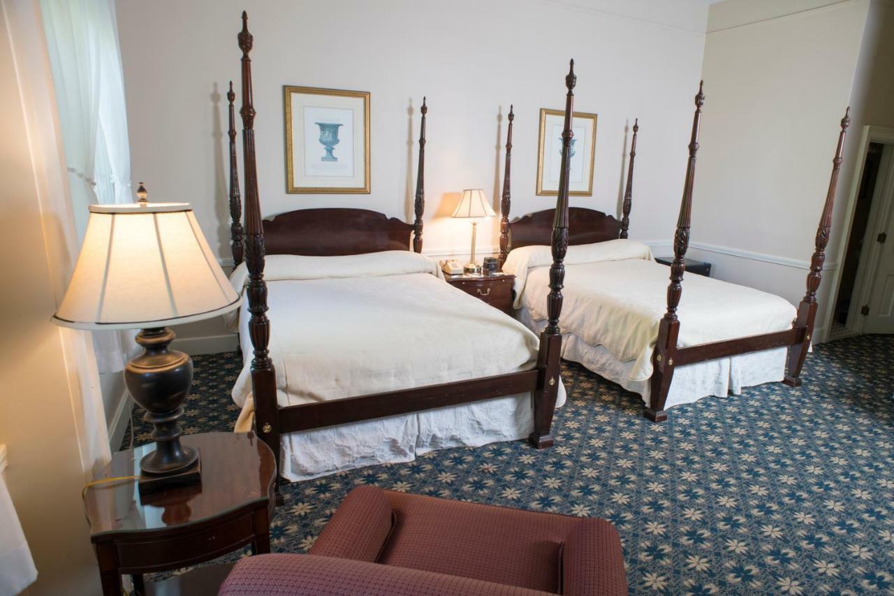 Middlebury Inn Eksteriør bilde