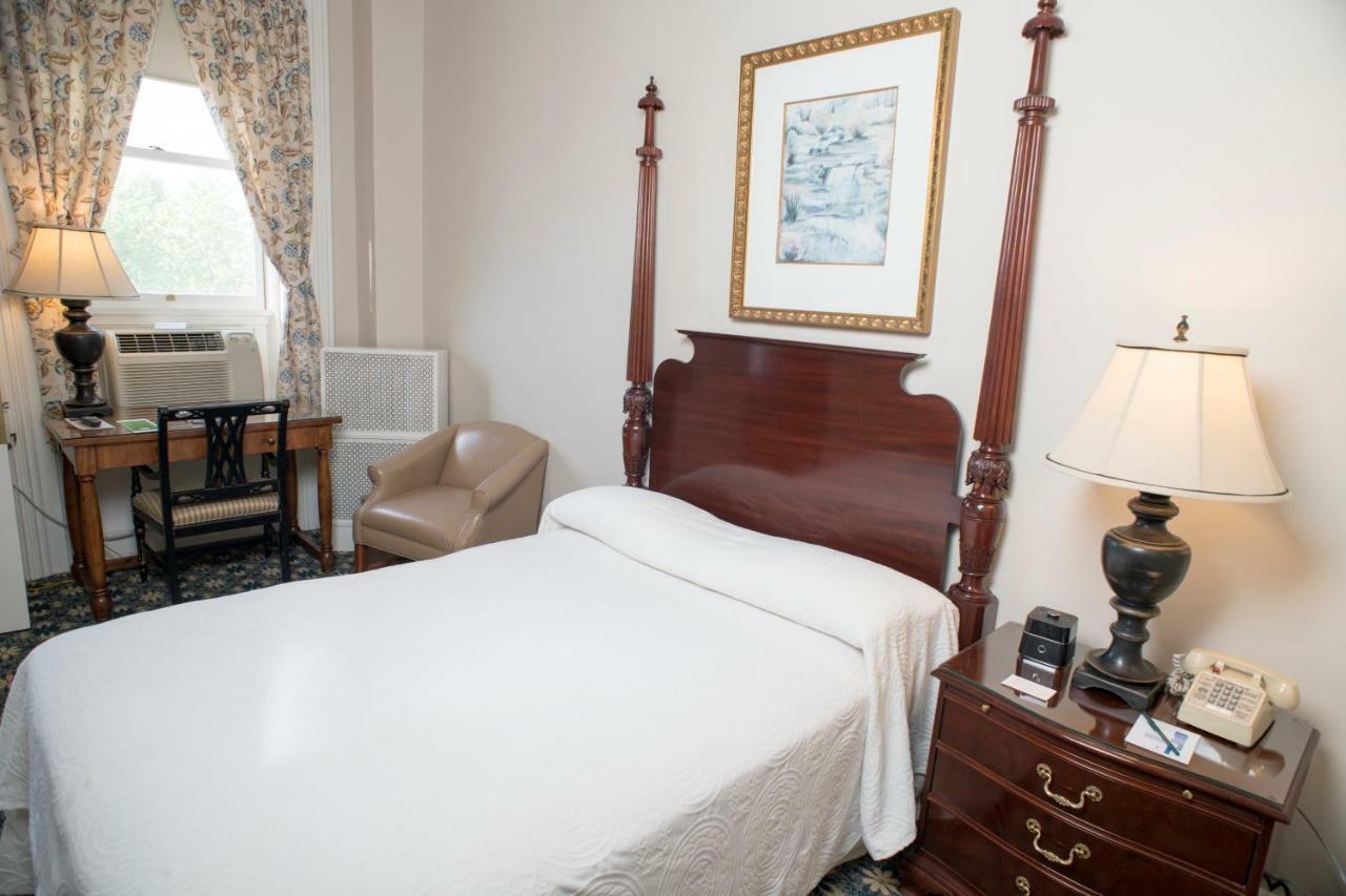 Middlebury Inn Eksteriør bilde