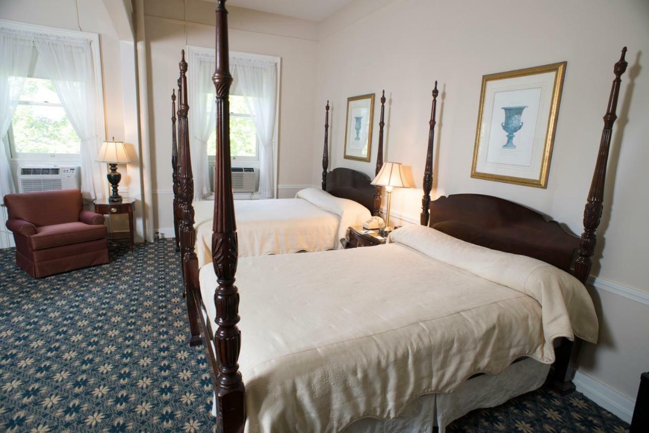 Middlebury Inn Eksteriør bilde