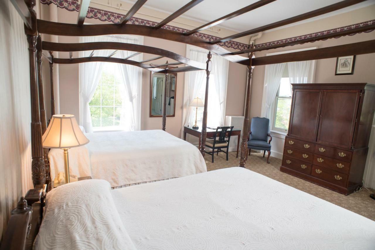 Middlebury Inn Eksteriør bilde