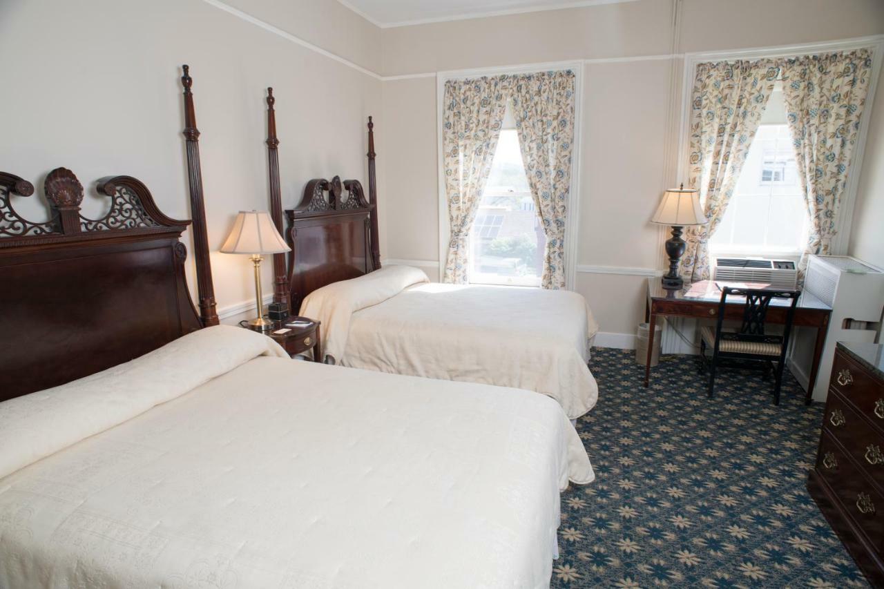 Middlebury Inn Eksteriør bilde