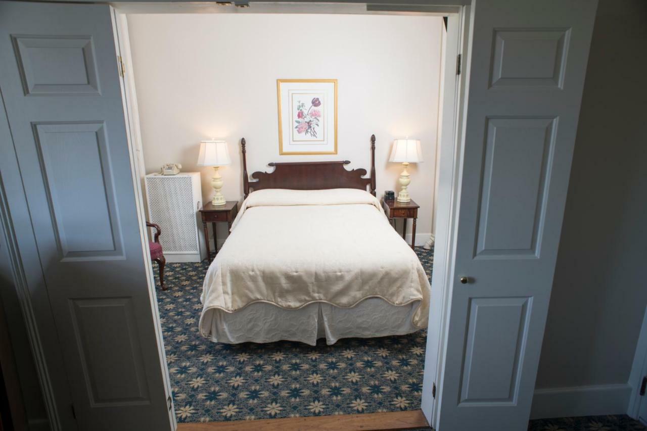 Middlebury Inn Eksteriør bilde