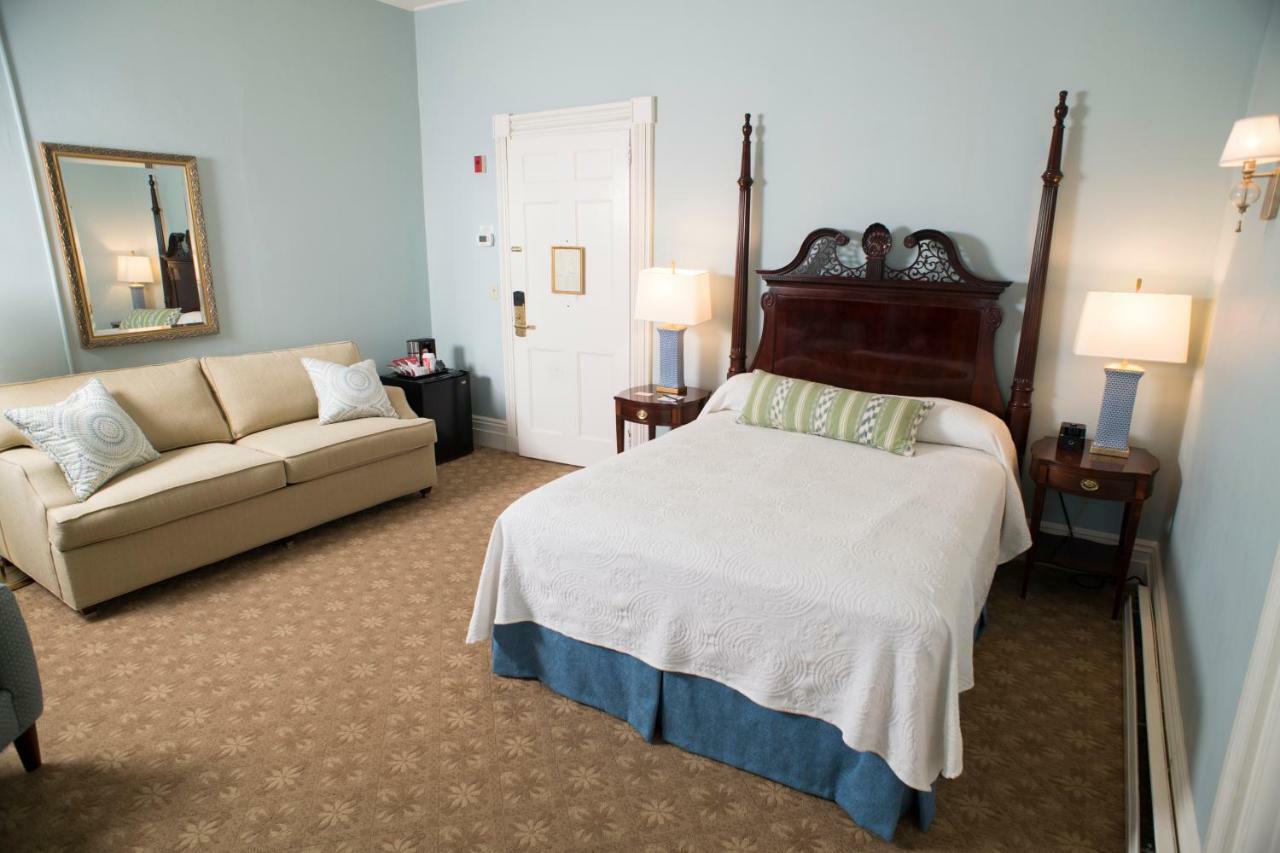 Middlebury Inn Eksteriør bilde
