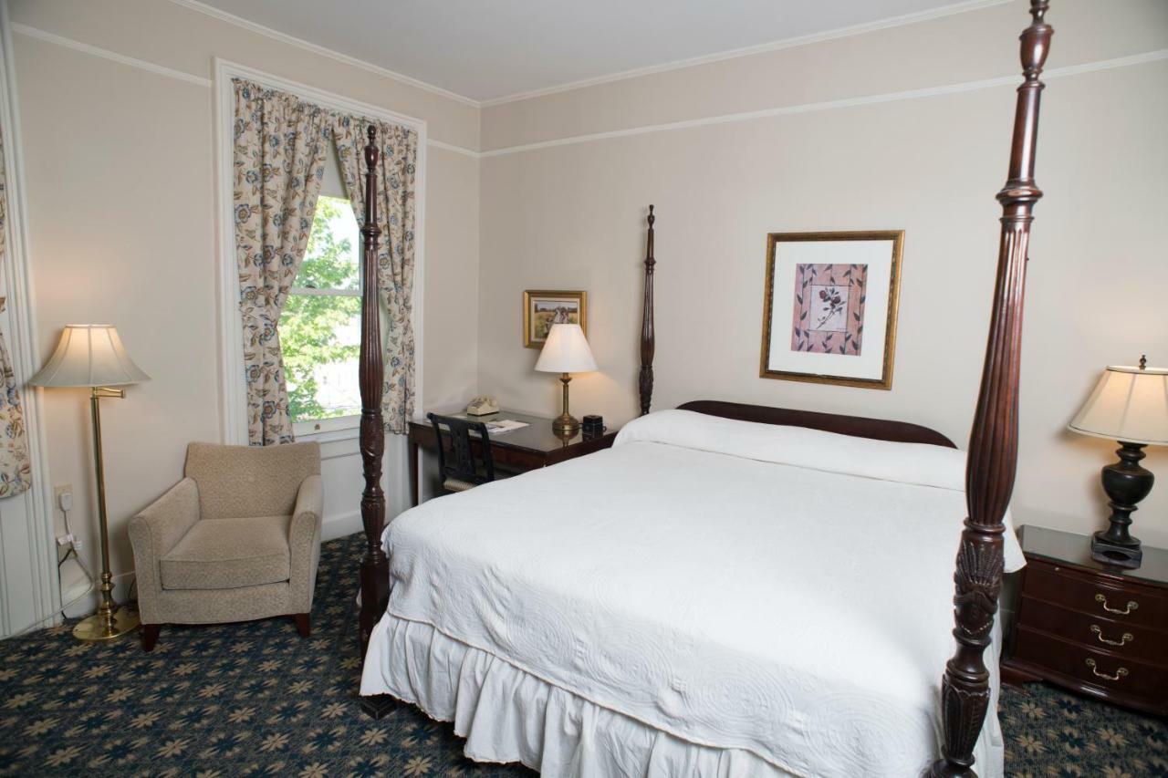 Middlebury Inn Eksteriør bilde