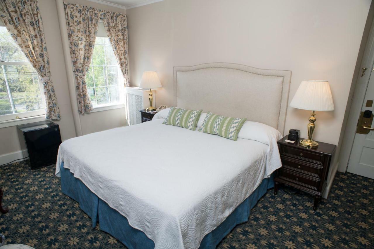 Middlebury Inn Eksteriør bilde